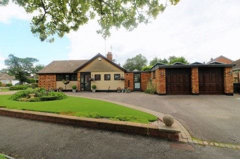 View Full Details for 2 Richard Place, Walsall