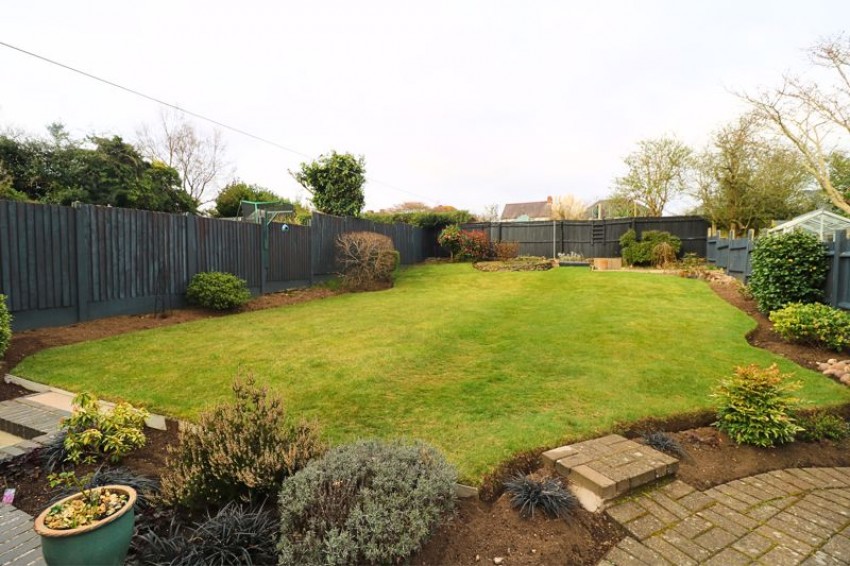 Images for Hill Crest Grove, Kingstanding