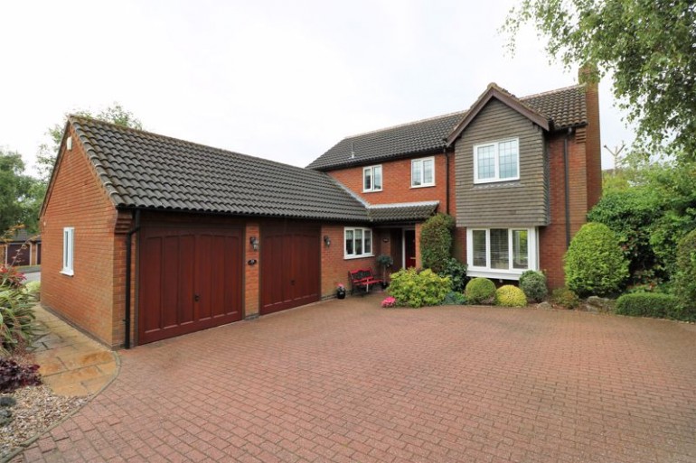 Pavillion Close, Aldridge