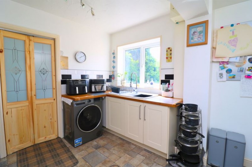 Images for Edinburgh Drive, Rushall