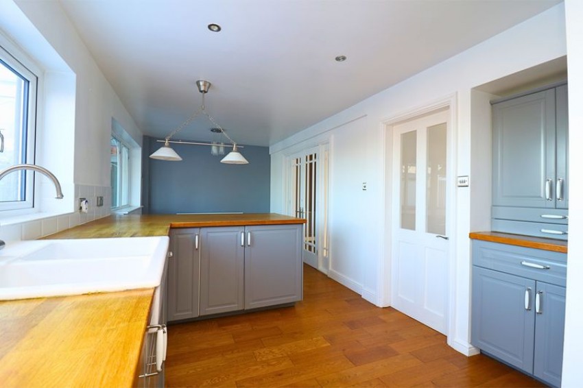 Images for Little Acre, Low Street, Cheslyn Hay