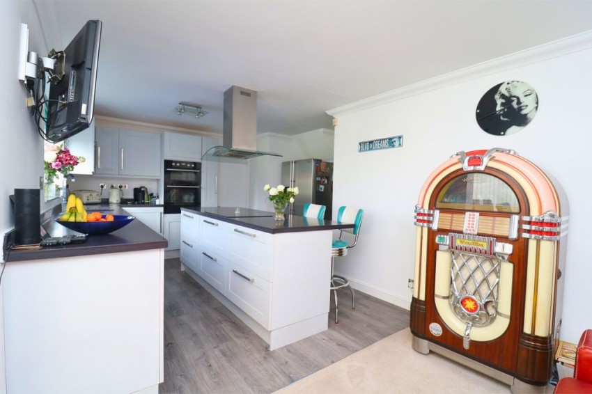 Images for Fenbourne Close, Shelfield