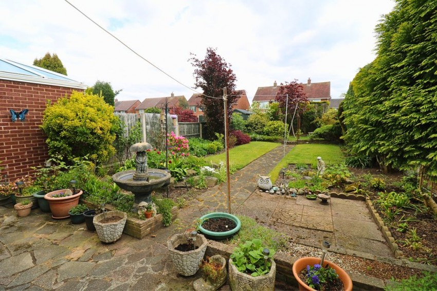 Images for Edinburgh Drive, Rushall